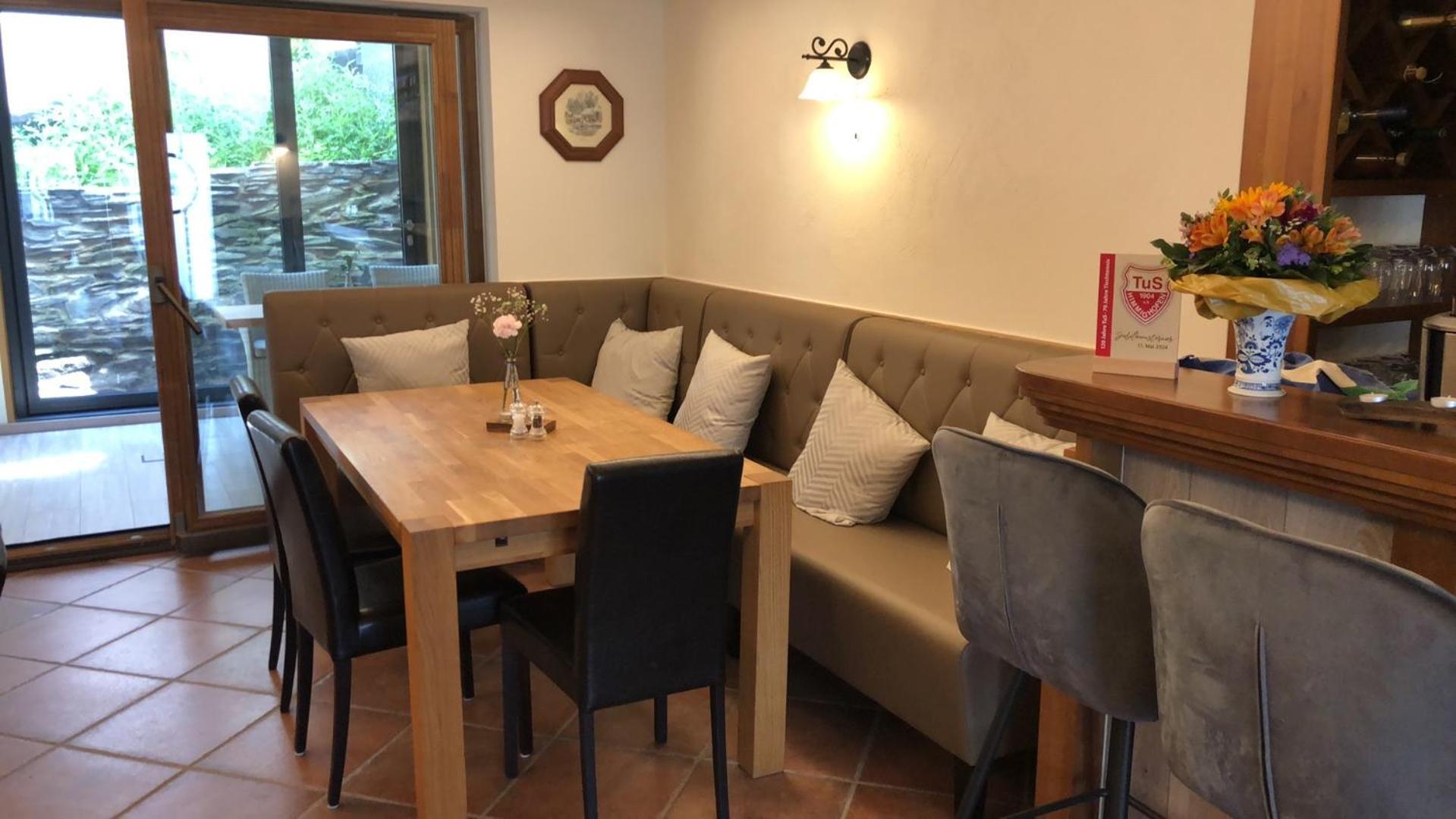 Rheinliebe Bistro Und Pension Lorch am Rhein Eksteriør billede
