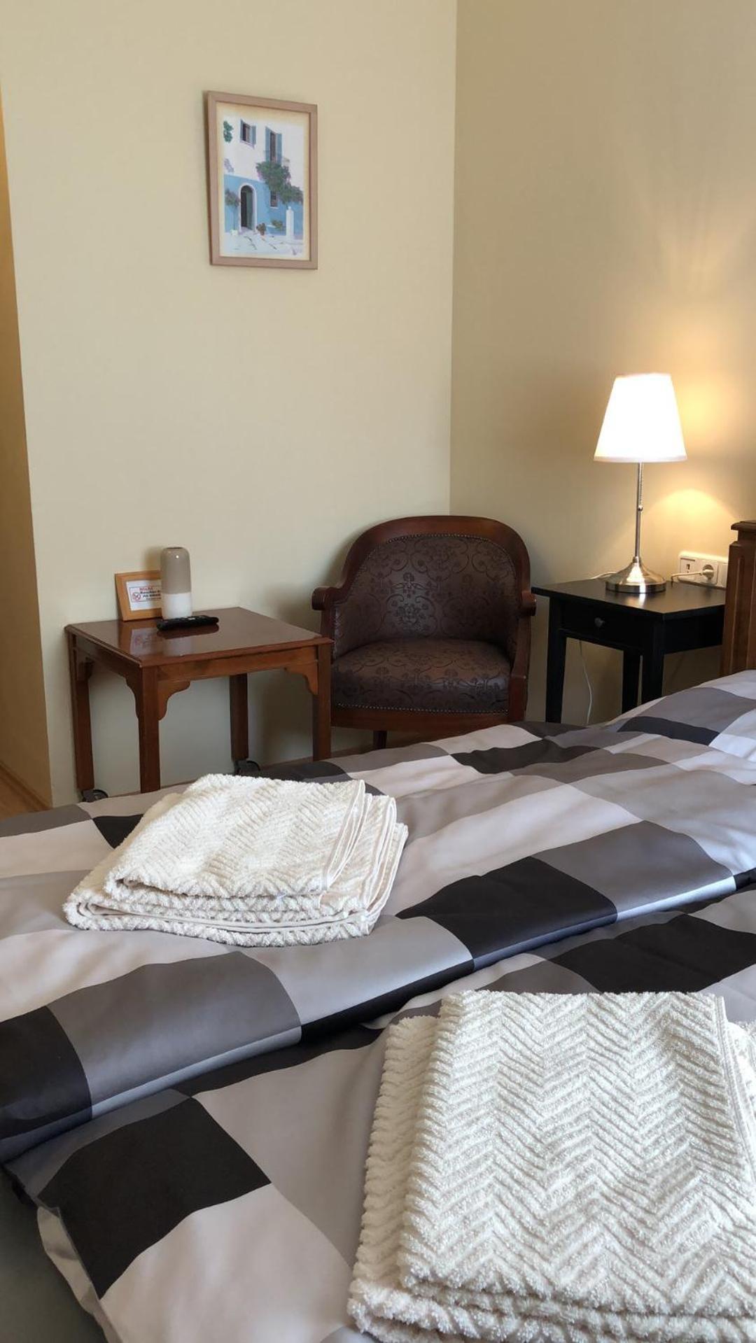 Rheinliebe Bistro Und Pension Lorch am Rhein Eksteriør billede